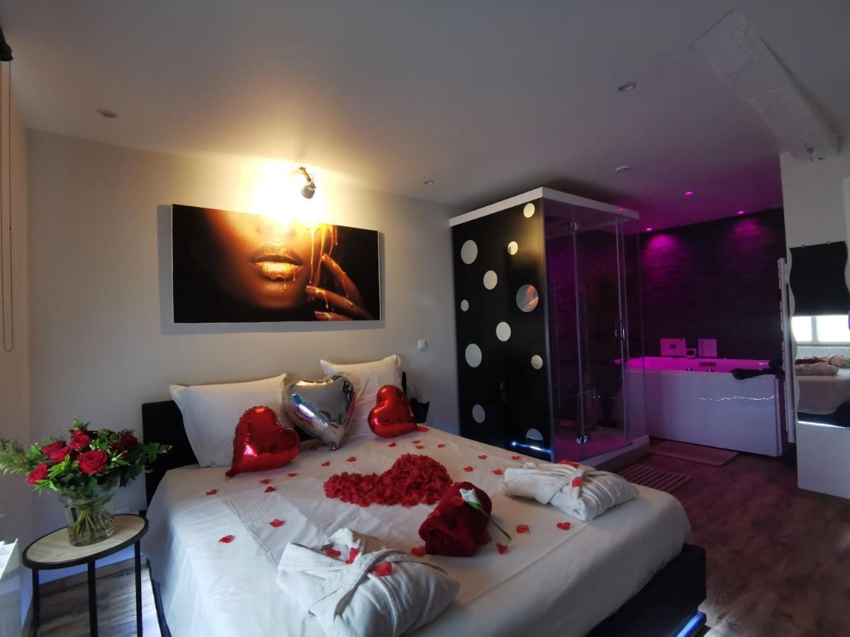 Spa Privatif Love Room, Le Hammam Et Bulles, Chez Nuits Chartraines Шартр Екстер'єр фото